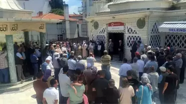 Selendi'den Hac kafilesi uğurlandı