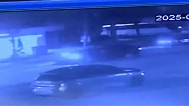 İnegöl'de Otomobil Aydınlatma Direğine Çarptı: 2 Yaralı