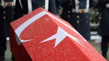 Pençe-Kilit bölgesine yıldırım düşmesi sonucu 1 asker şehit oldu