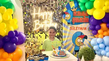 Salihli'de şehit oğluna doğum günü sürprizi