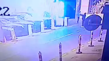 15 Yaşındaki Çocuk Oto Galeriyi Kurşunladı