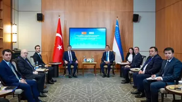 Yılmaz, Özbekistan'da Ekonomik İşbirliği Görüşmeleri Yaptı