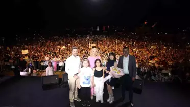Melis Fis Merkezefendi'de çocuk ve gençleri coşturdu