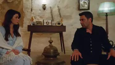 Uzak Şehir'in Aşkı Sosyal Medyayı Salladı
