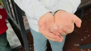 Düzce'de Aniden Dolu Yağdı