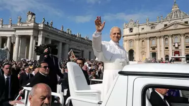 Yeni Papa 14. Leo Göreve Başladı