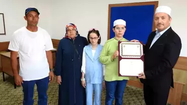 Görme Engelli Genç, 15 Ayda Hafız Oldu