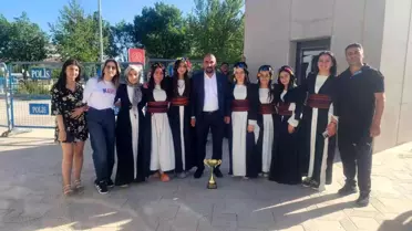 Hakkari'nin Halk Oyunları Başarısı