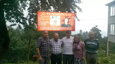 Dedesi için Temsili Mezar Yaptırdı