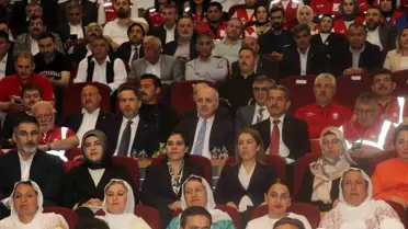 TBMM Başkanı Kurtulmuş: 'Artık bu coğrafyanın insanları yan yana omuz omuza yetti artık diyerek büyük bir millet olarak ayağa kalkacak'