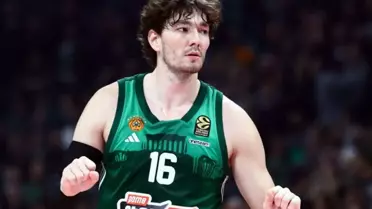 Cedi Osman'ın 19 Mayıs paylaşımı Yunanistan'da olay oldu