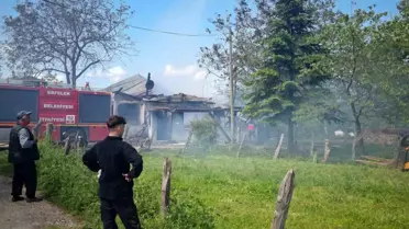 Sinop'ta Tek Katlı Evde Yangın Çıktı