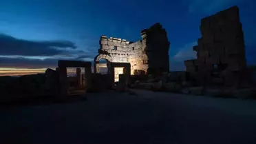 Zerzevan Kalesi'nde Işıkla Boyama Atölyesi