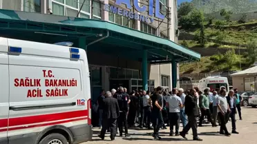 Şemdinli'de Servis Kazası: 14 Yaralı