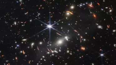 JWST, En Uzak Galaksiyi Gözlemledi