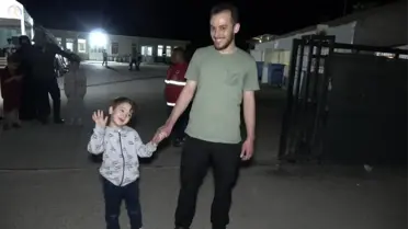 Suriye'ye geri dönüşler gece de devam ediyor