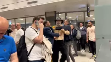 Cüneyt Asan Havalimanında Tartıştı