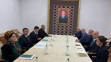 YÖK Başkanı Türkmenistan'da