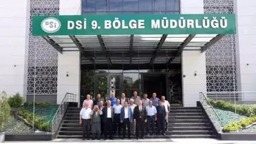 Battalgazi Muhtarları Sulama Sorunları İçin DSİ'yi Ziyaret Etti