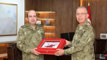 Ordu Komutanlıklarında Devir Teslim
