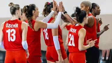 A Milli Kadın Voleybol Takımı Galip