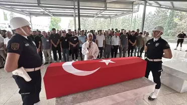 Adana'da Kanserden Kaybedilen Polis Memuru İçin Tören