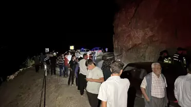 Kozan'da Uçurumda Kaza: 5 Ölü