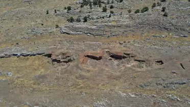 Adıyaman'da Roma Dönemi'ne Ait Mezarlar Keşfedildi