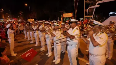 Afyonkarahisar'da Zafer Bayramı Fener Alayı