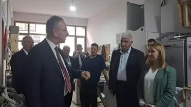 Mehmet Demir Pazaryeri'nde Ziyaretlerde Bulundu