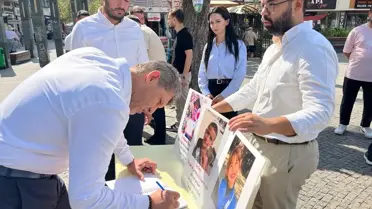 Antalya'da 'Boş Sıralar' etkinliğiyle Gazze'de yaşamını yitiren çocuklar anıldı