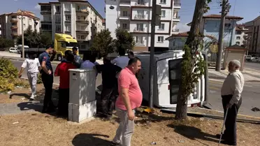 Aksaray'da Servis Aracı Kazasında 8 Öğrenci Yaralandı