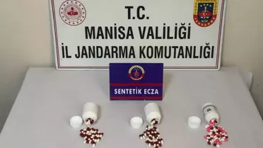 Manisa'da Uyuşturucu ile İki Zanlı Gözaltına Alındı