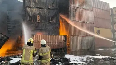 Nemport Limanı'nda Yangın Kontrol Altına Alındı
