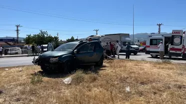 Amasya'da Otomobil ve Elektrikli Bisiklet Çarpıştı