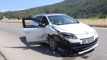 Taşova'da Otomobil Kazası: 3 Yaralı