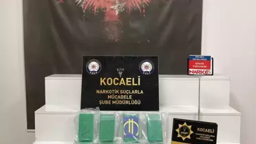 Kocaeli'de Kamyonette 9 Kg Kokain Ele Geçirildi