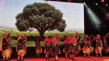 Öğretmenlerden Yıl Sonu Gösterisi