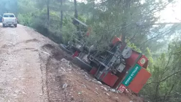 Kumluca'da Arazöz Devrildi