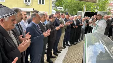 Artvin Sağlık Müdürü'nün Babası Toprağa Verildi