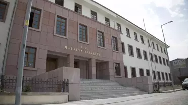 Malatya Valiliği Binasi Yeniden İnşa Edildi