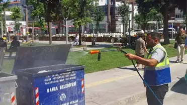 Bafra'da Çöp Konteynerleri Dezenfekte Ediliyor