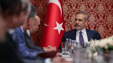 Fidan, Moskova'da İş İnsanları ile Bir Araya Geldi