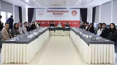 Bakan Göktaş'tan Üniversiteli Gençlere Destek
