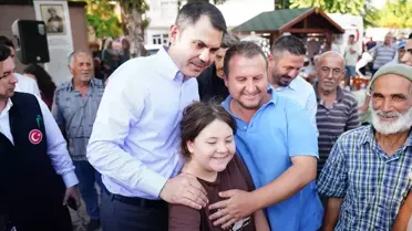 Bakan Kurum Sındırgı'da Deprem İncelemeleri Yaptı