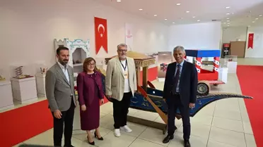 Bakan Yardımcısı Alpaslan GastroAntep Kültür Yolu Festivali sergilerini ziyaret etti