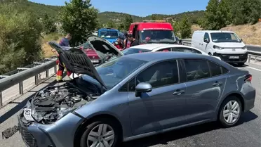 İvrindi'de Zincirleme Trafik Kazası: 4 Yaralı