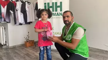 4 Yaşındaki Ahsen'den Gazze'ye Bağış