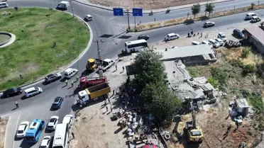 Batman'da Ruhsatsız Yapılar Yıkılıyor