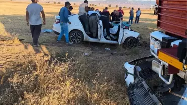 Çorum'da Trafik Kazası: Sürücü Yaralandı